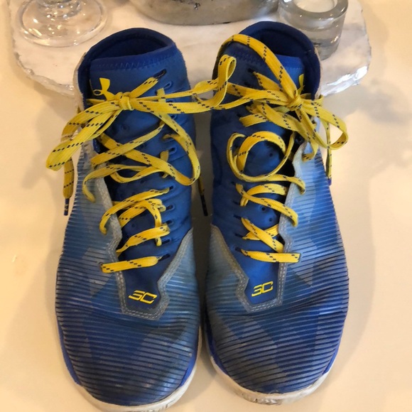 Under armor basketball sneakers - Picture 4 of 4